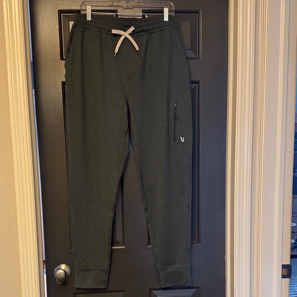 Vuori Men’s Sunday Performance Jogger Forest Heather